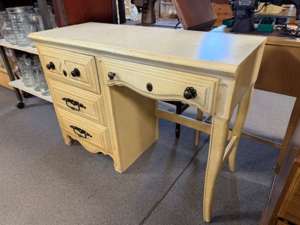 4 Drawer Desk $79