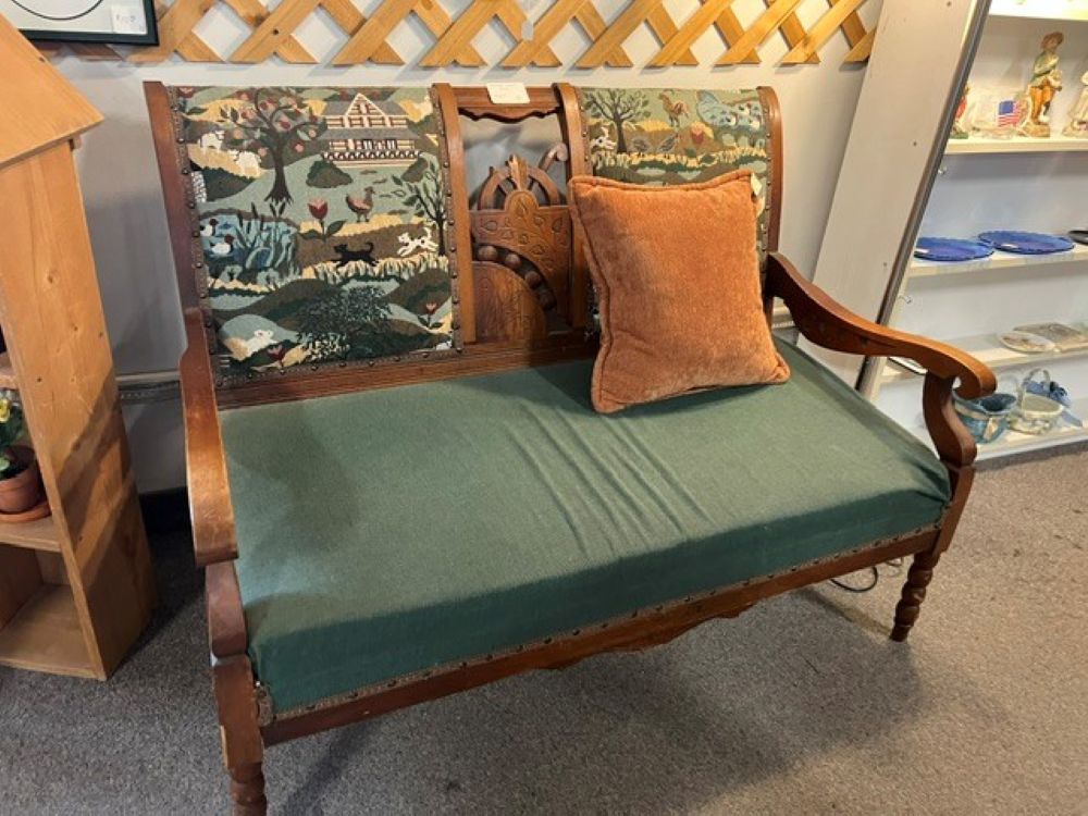 Farm Scene Setee $179