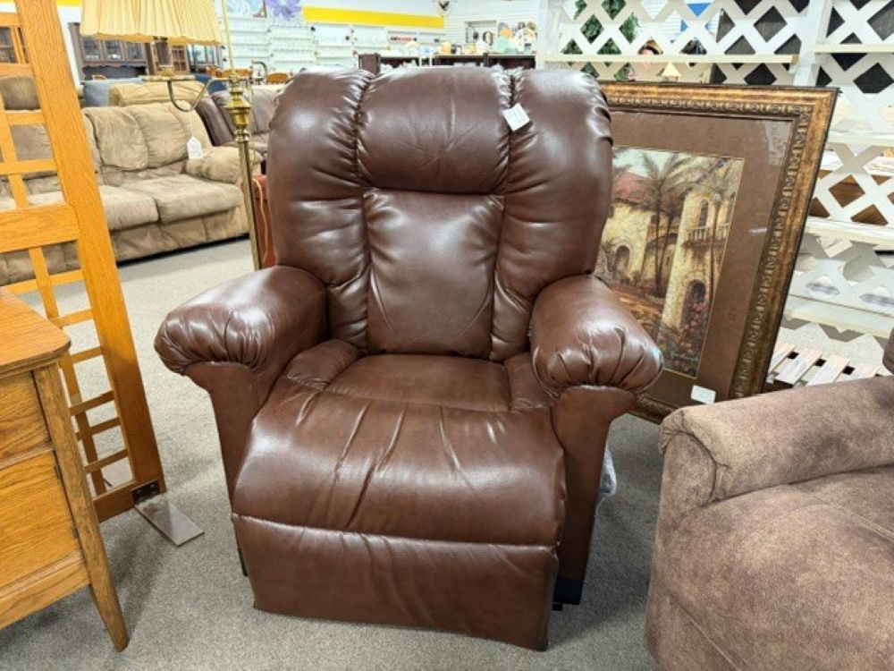 Brown Vinyl Power Lift Chair $259