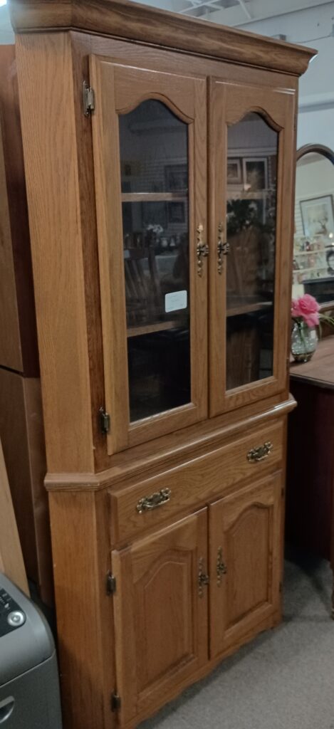 Corner Hutch $399